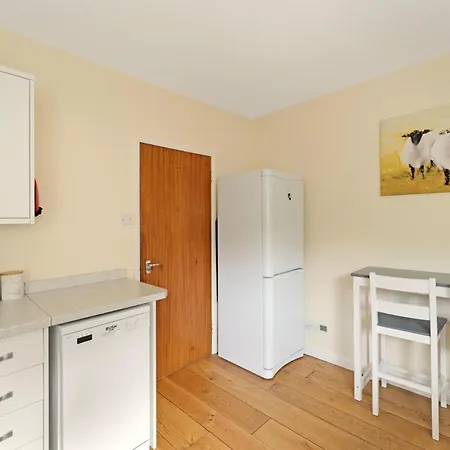 Field آمبيلسايد