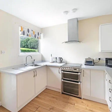 2 Bed In Oc-lr060 * Ambleside