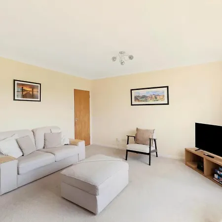 2 Bed In Oc-lr060 *