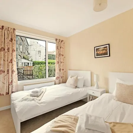 2 Bed In Oc-lr060 * Ambleside