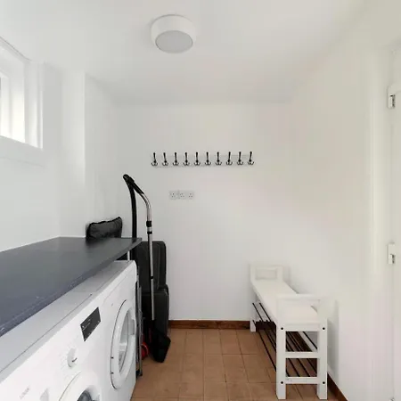 2 Bed In Oc-lr060 Holiday home